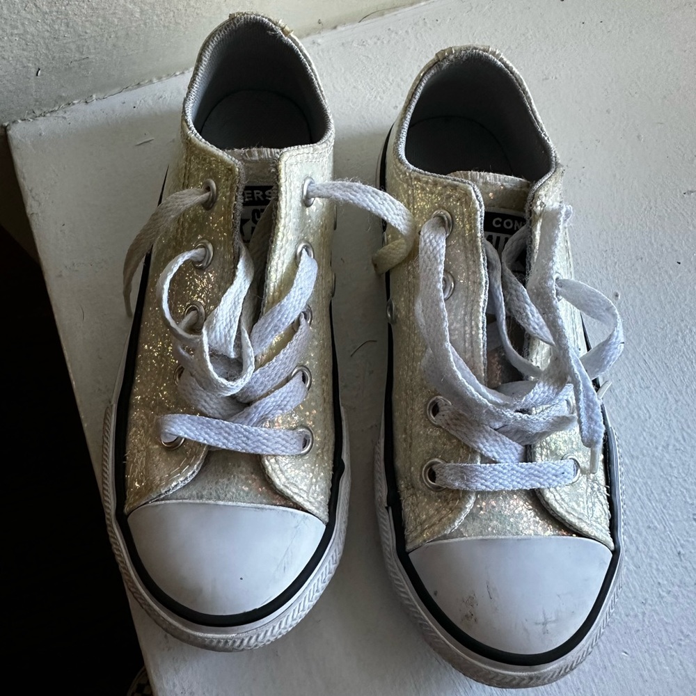 Like new white glitter converse size 12